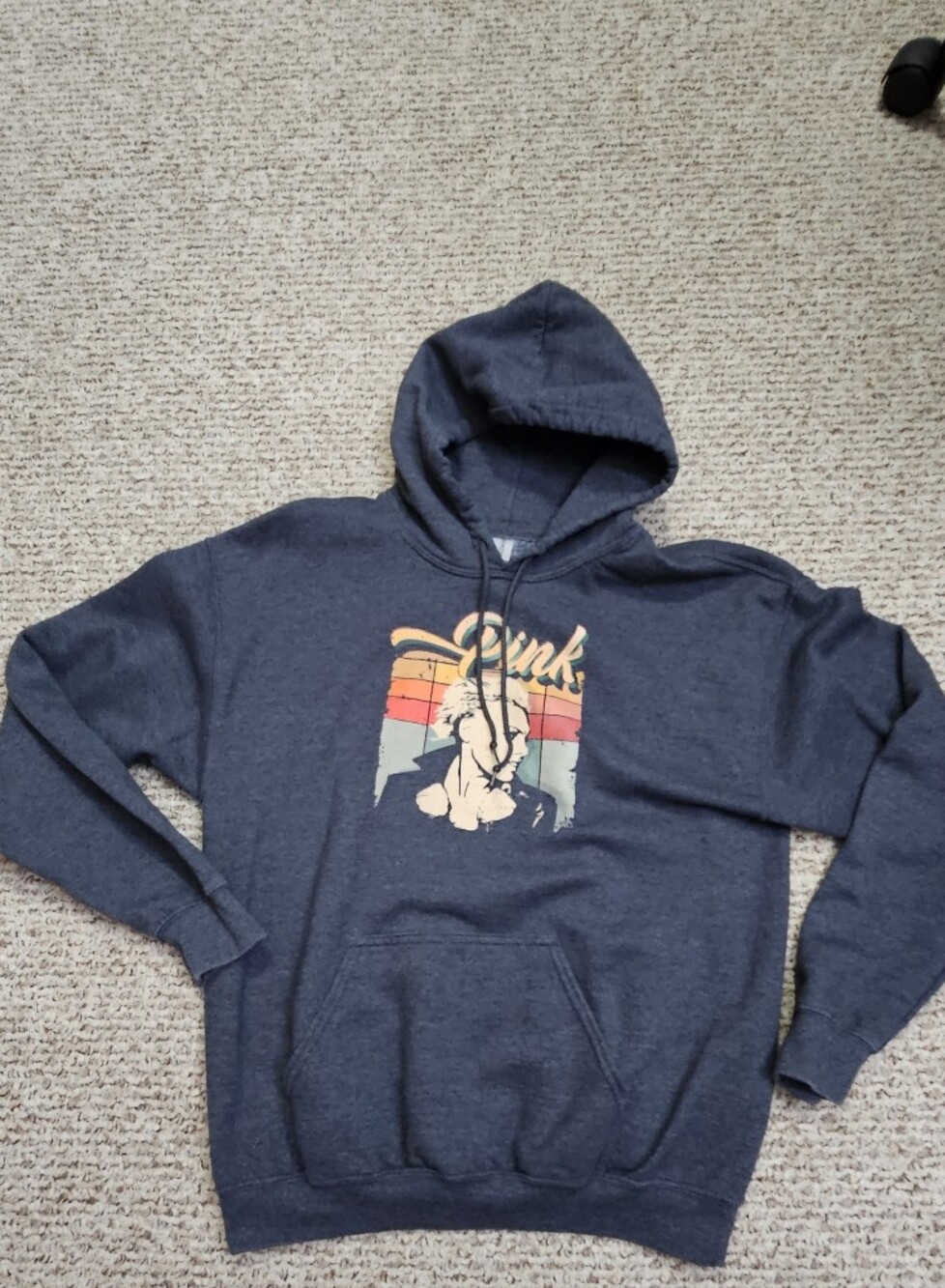 Gray Gildan Hoodie Feating 'Pink'
